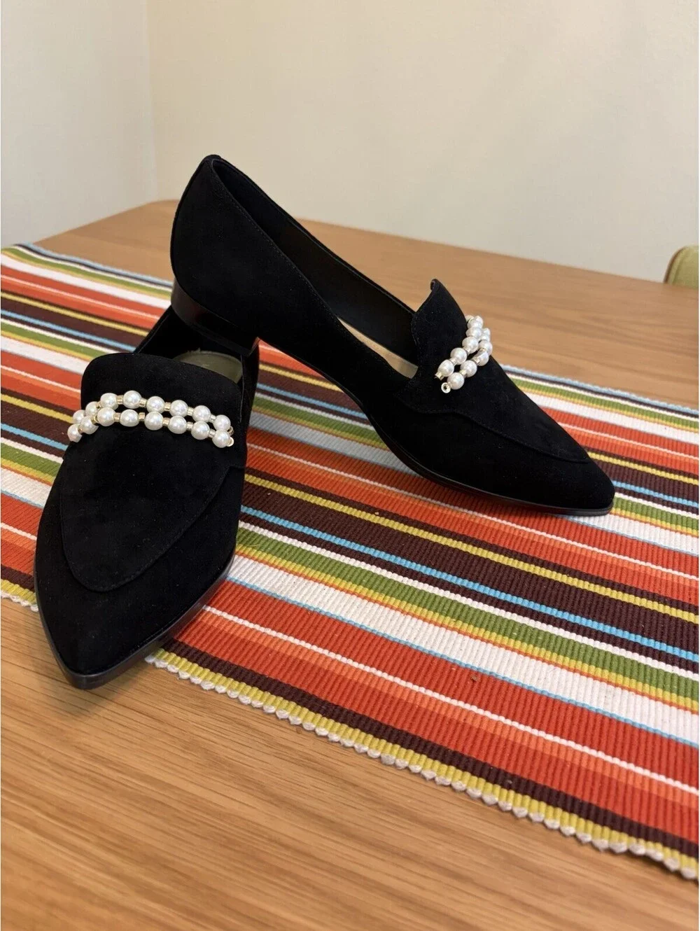 Marc Fisher Women's 7.5M Kneel Pearl Embellished Flat Loafer Black Suede
